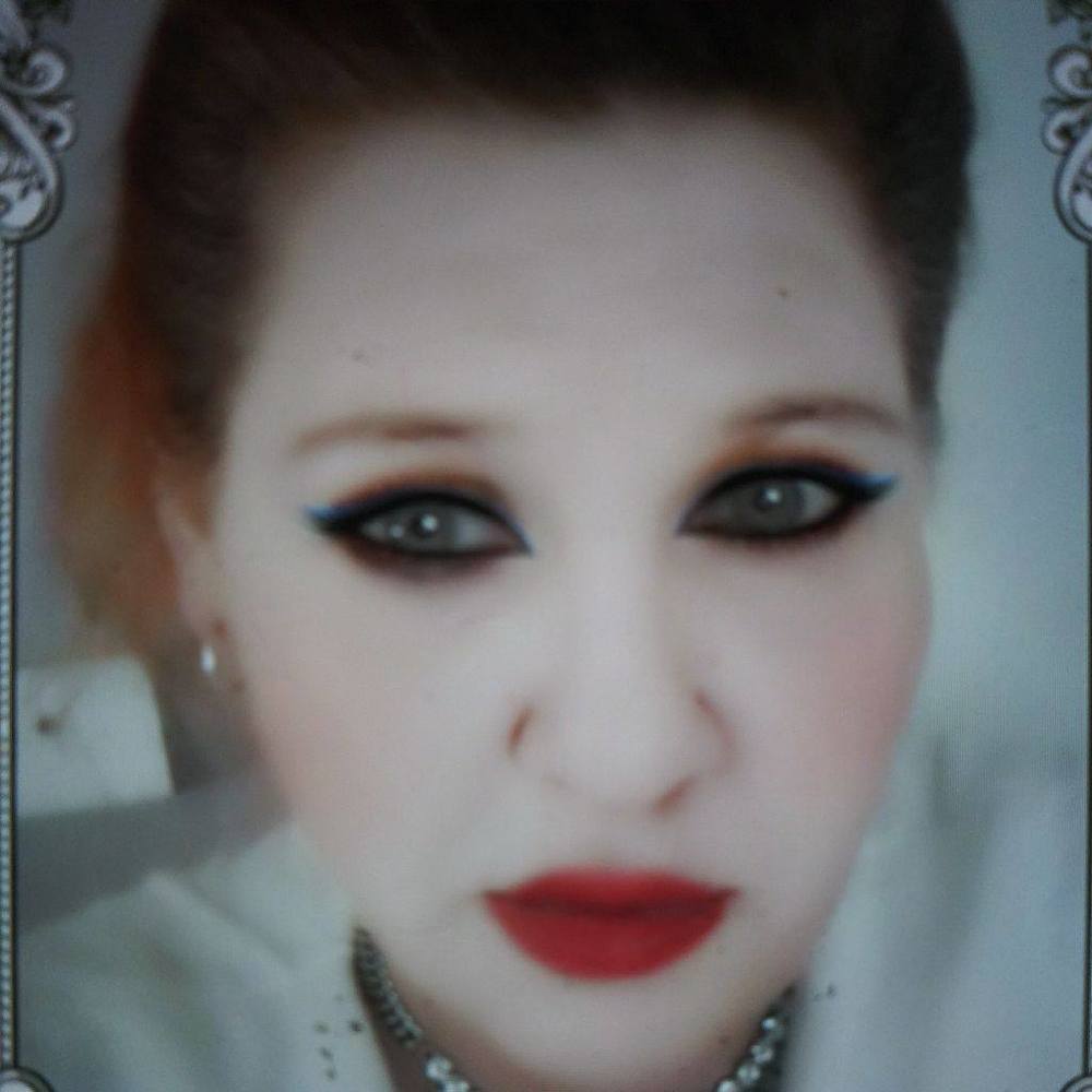 Meet your Posher, Laney